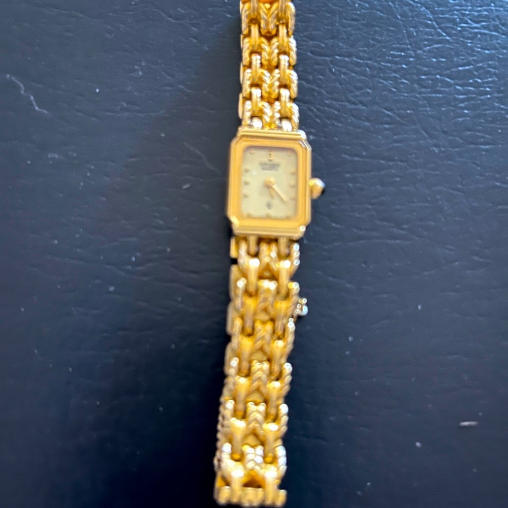 Ladies dress watch